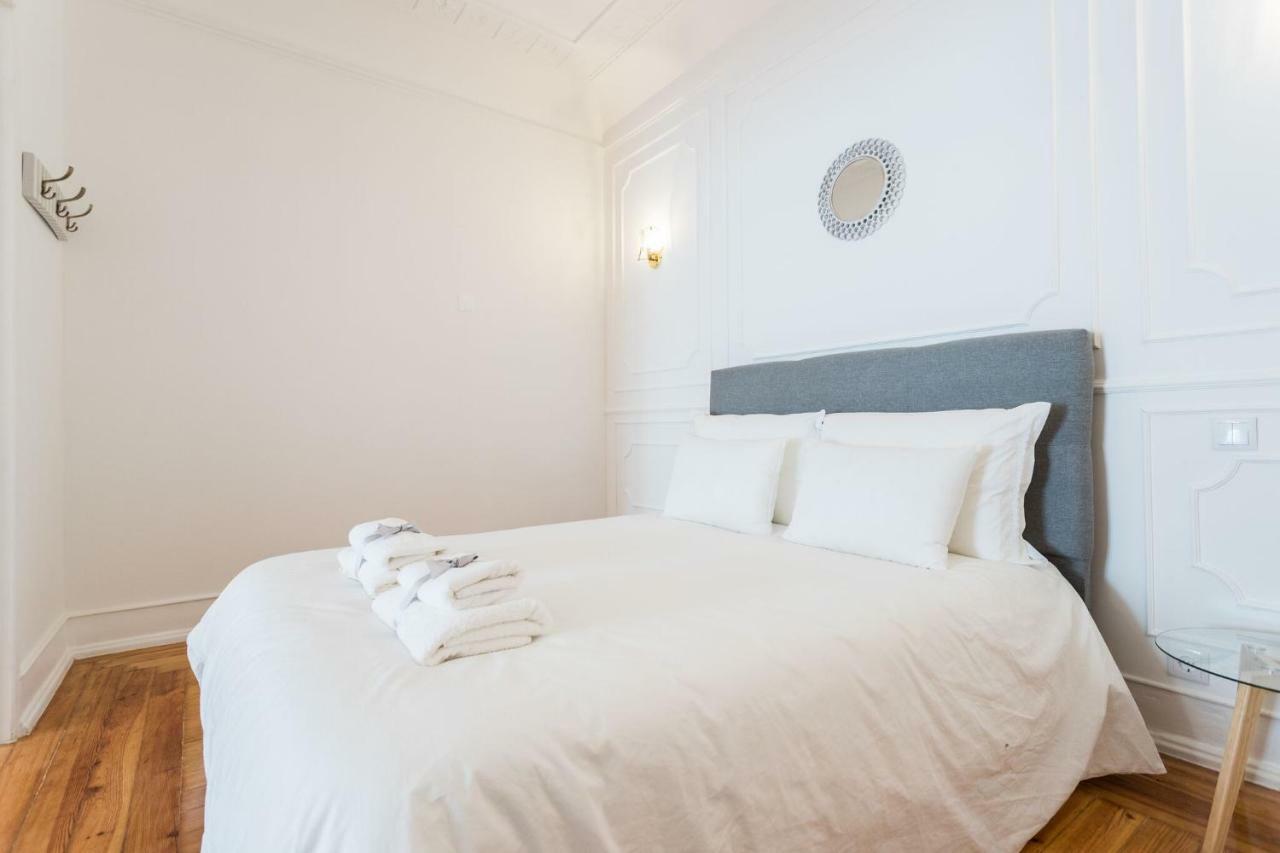 6 Clouds Apartment Lisbon Luaran gambar