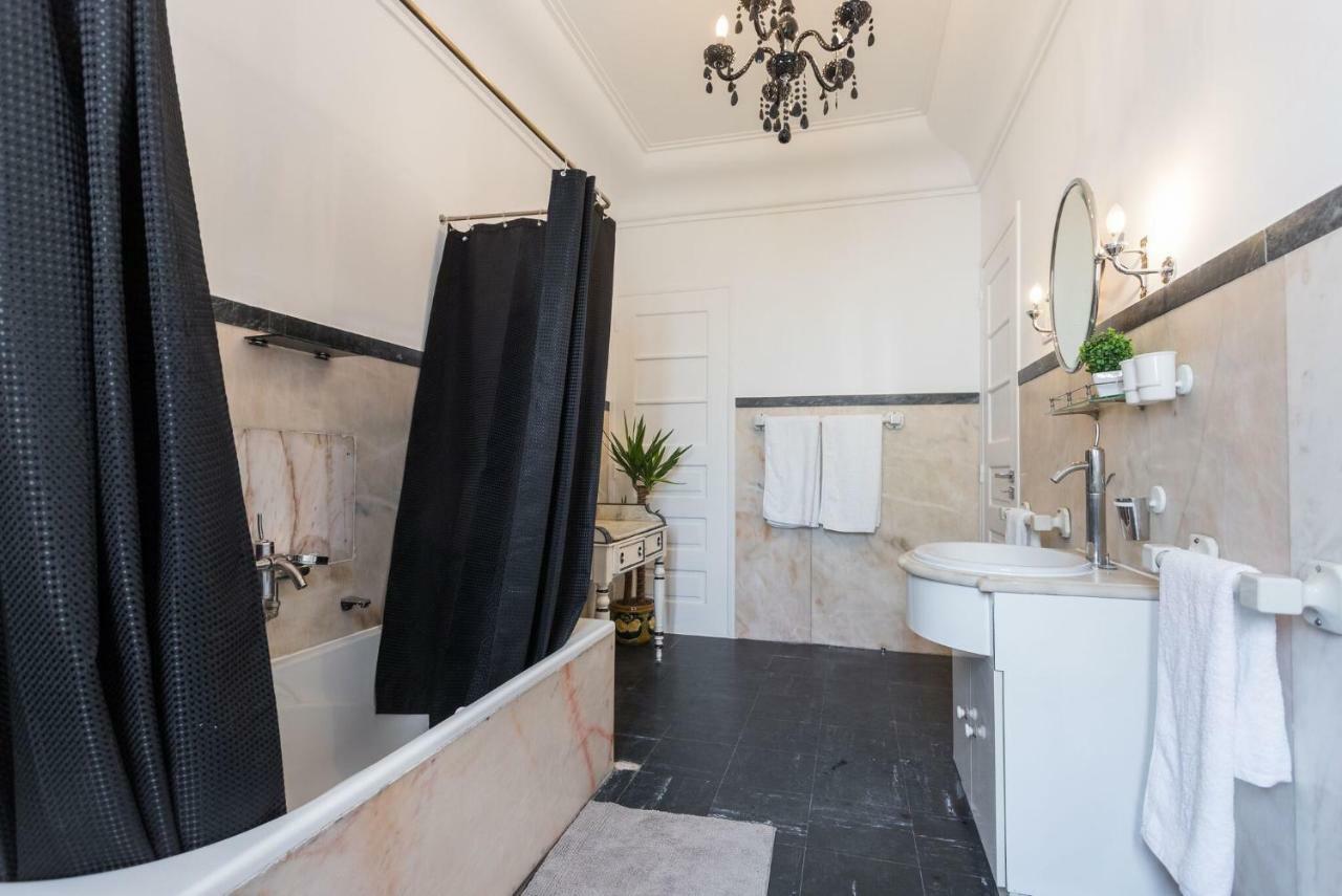 6 Clouds Apartment Lisbon Luaran gambar